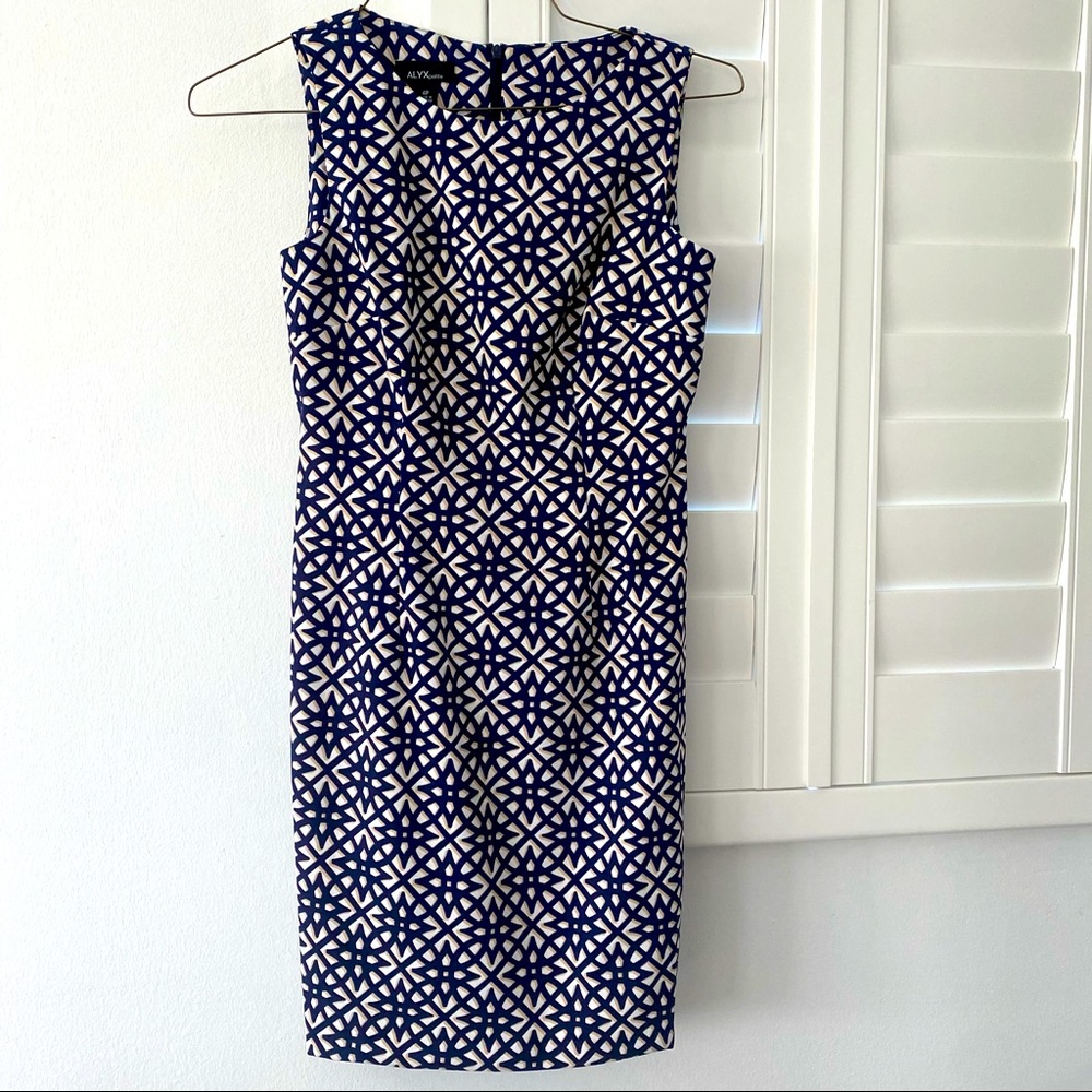 NWT  Mini Jackie dress, petit size